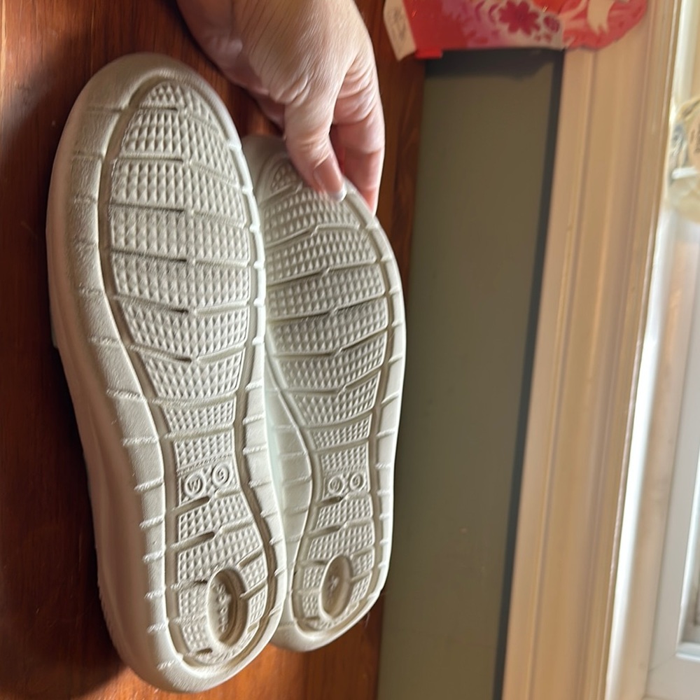 CROCS Teal Sandals with Strappy Design and Textured Footbed - Picture 5 of 8